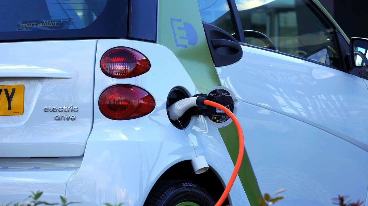 voiture électrique recharge