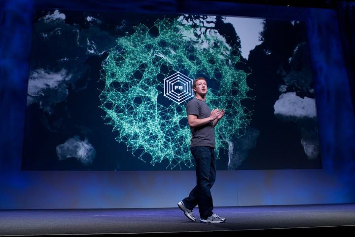 Mark Zuckerber au Facebook F8