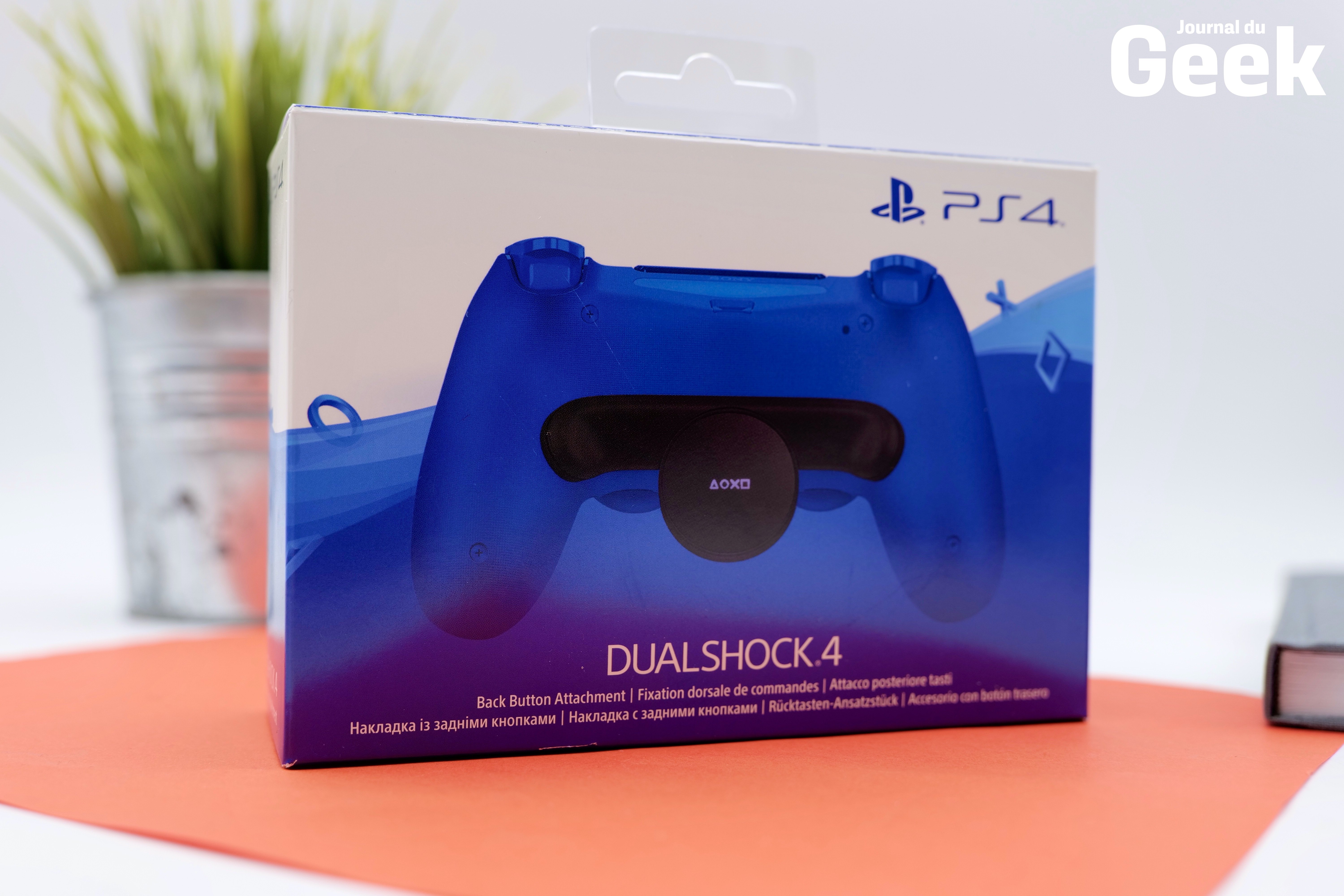 Prise en main] L'accessoire PS4 qui transforme votre DualShock 4 en manette  Pro