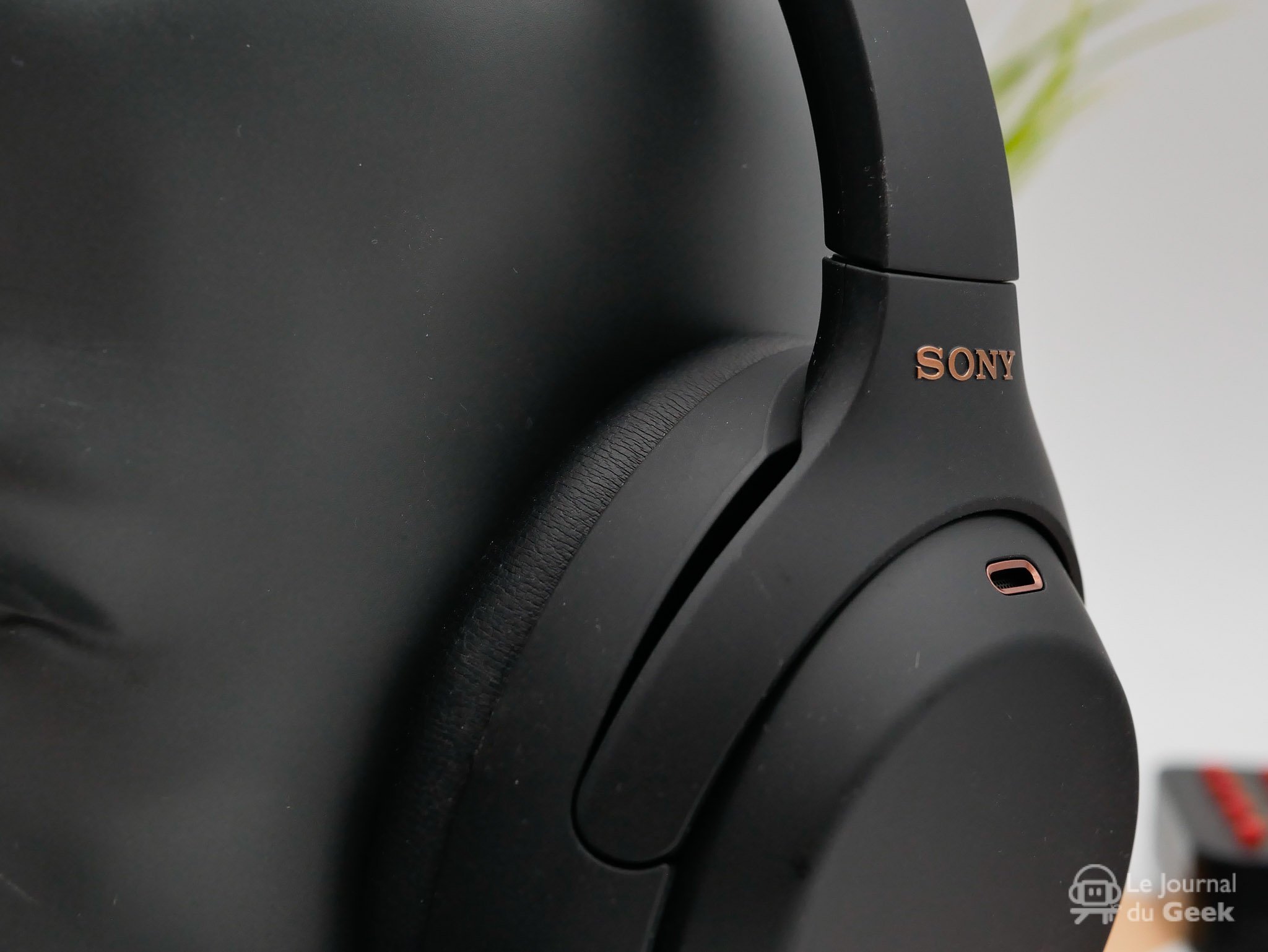Test Sony WH-1000XM4 : le casque audio presque parfait