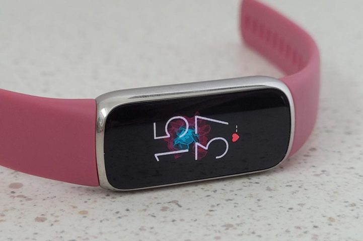 Fitbit Luxe, le bracelet connecté
