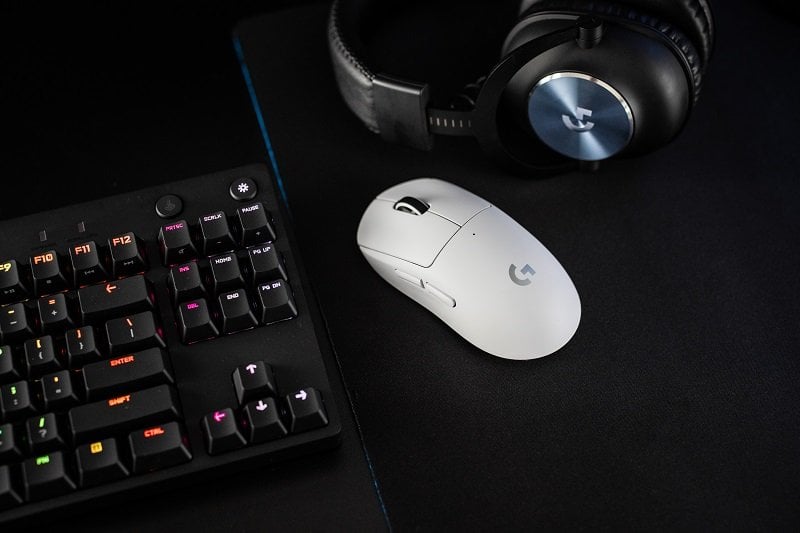 Acheter en ligne LOGITECH G PRO X SUPERLIGHT 2 Souris (Sans fil, Jeu) à  bons prix et en toute sécurité 