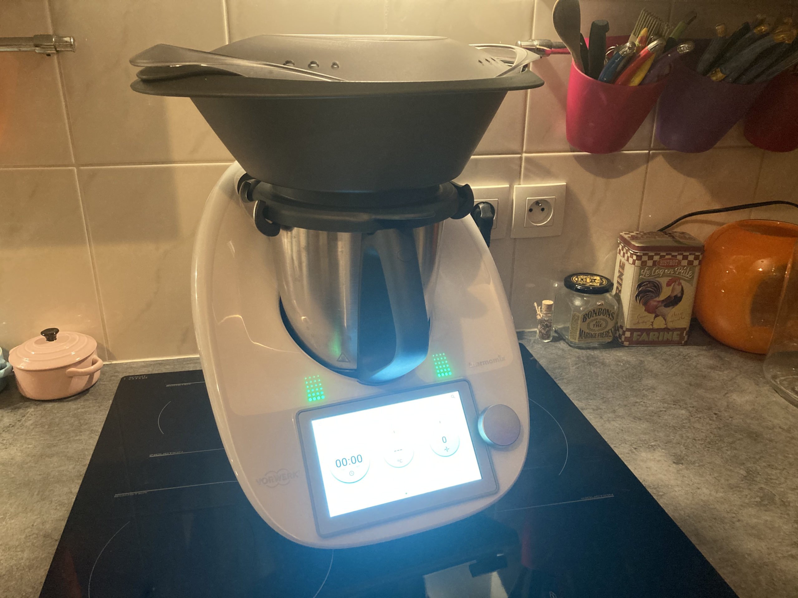 Offre Exceptionnelle : Thermomix Noir ou Blanc en 20 Fois Sans Frais,  commandez en ligne !