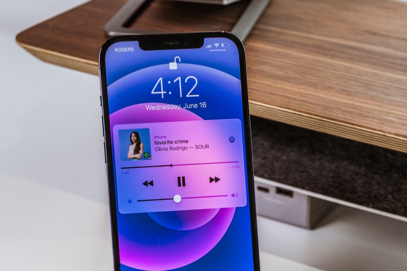 Spotify iOS 15