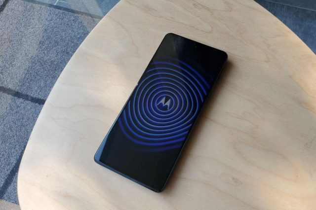 Test motorola Edge 20 couverture
