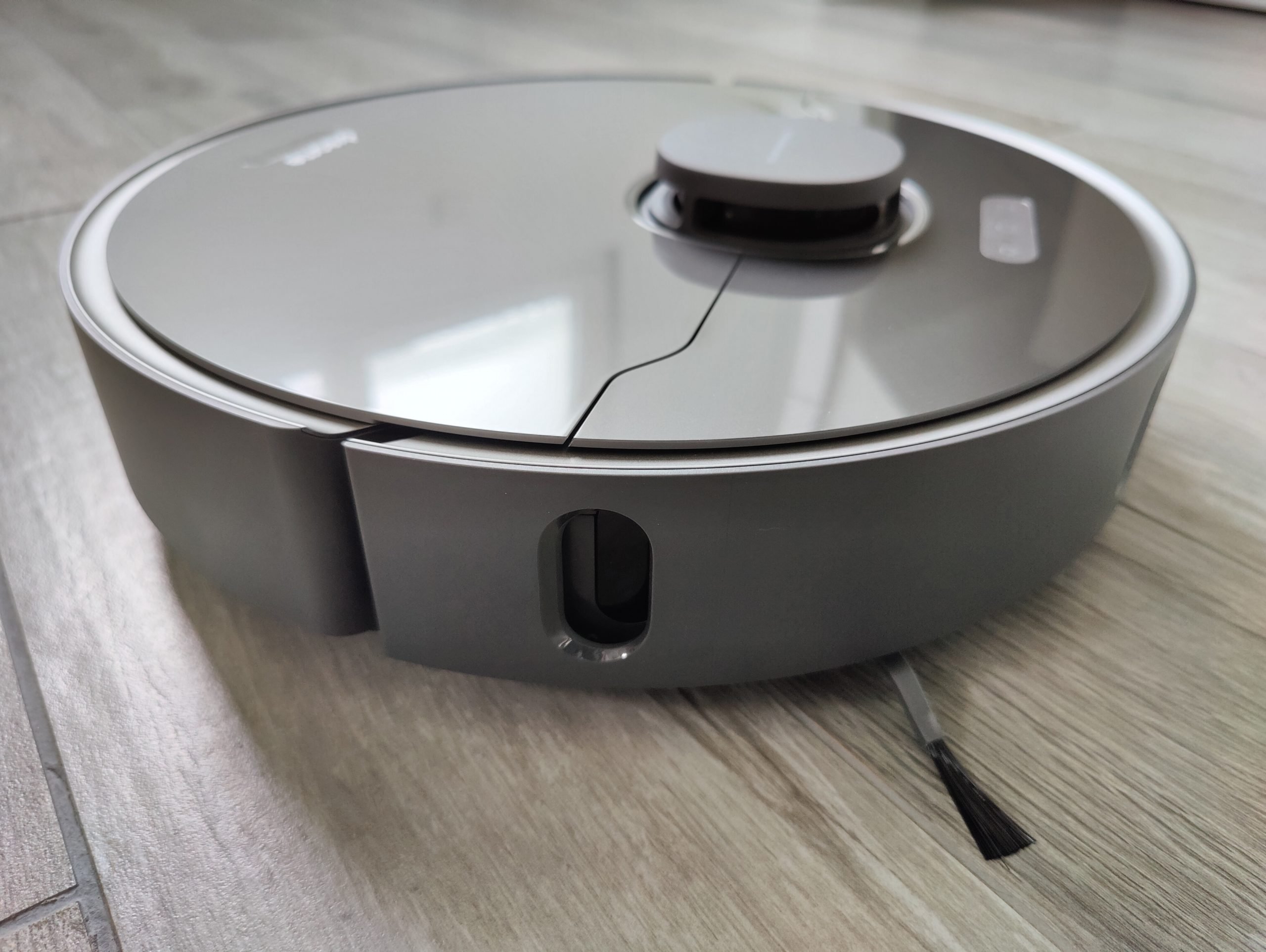 Test Roborock S7+ : un aspirateur-robot polyvalent et bien équipé