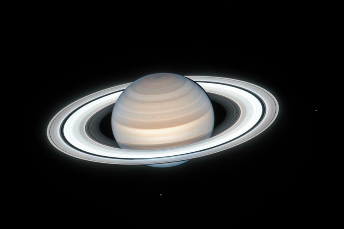 Une photo de Saturne et de ses anneaux.