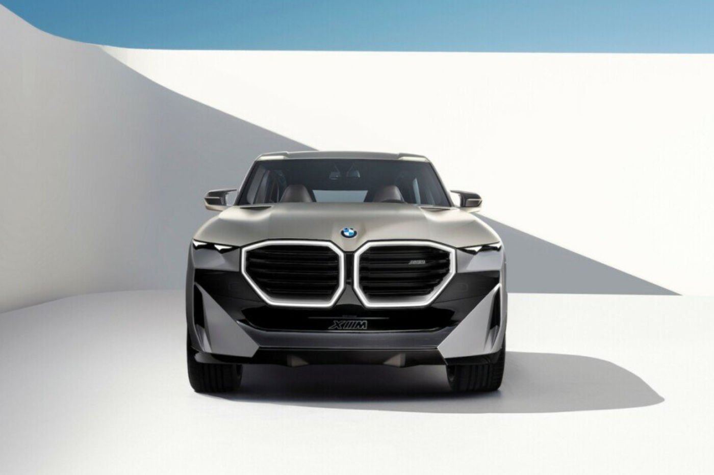 bmw-xm-voiture-puissance