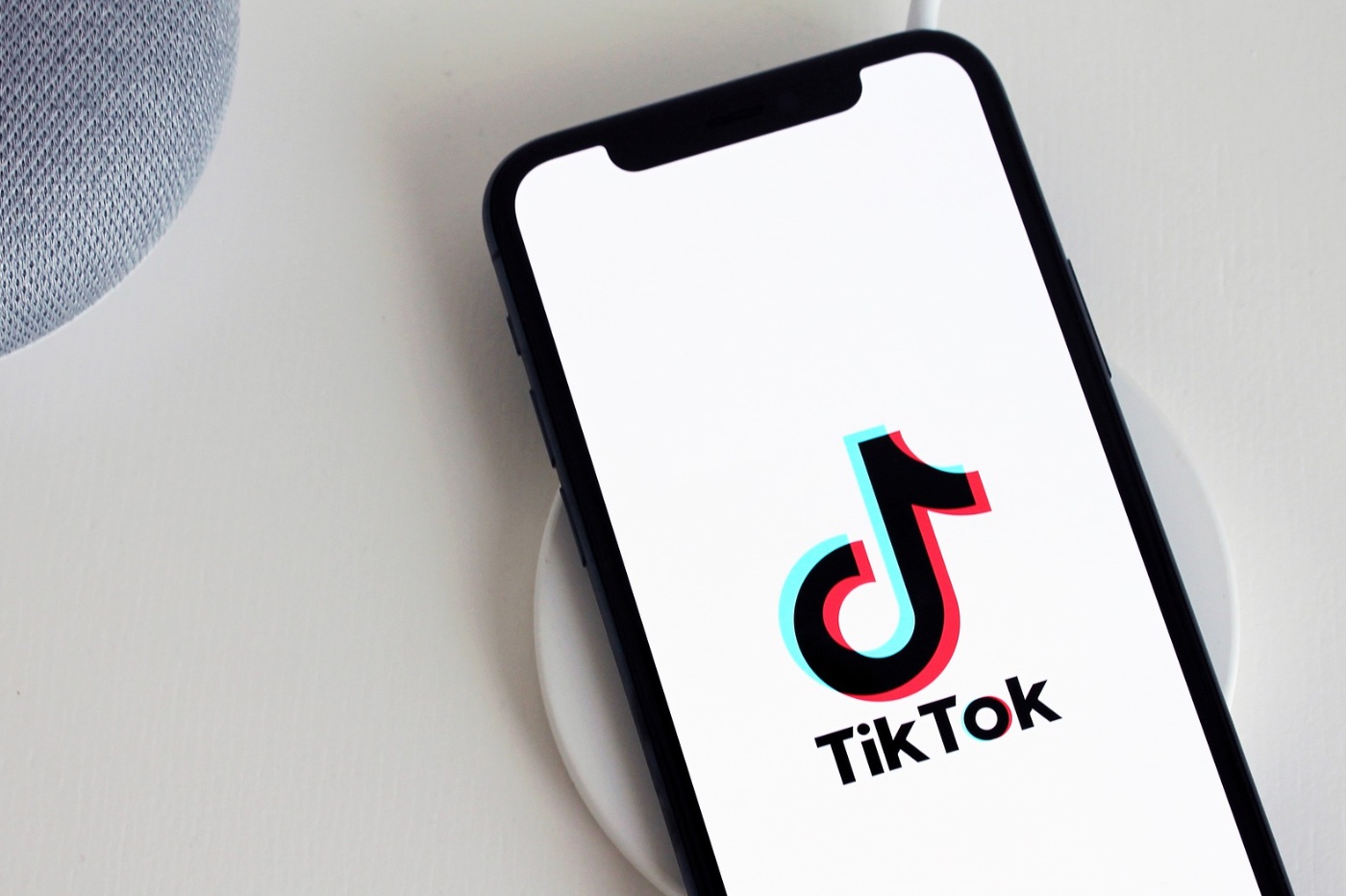 tiktok logo