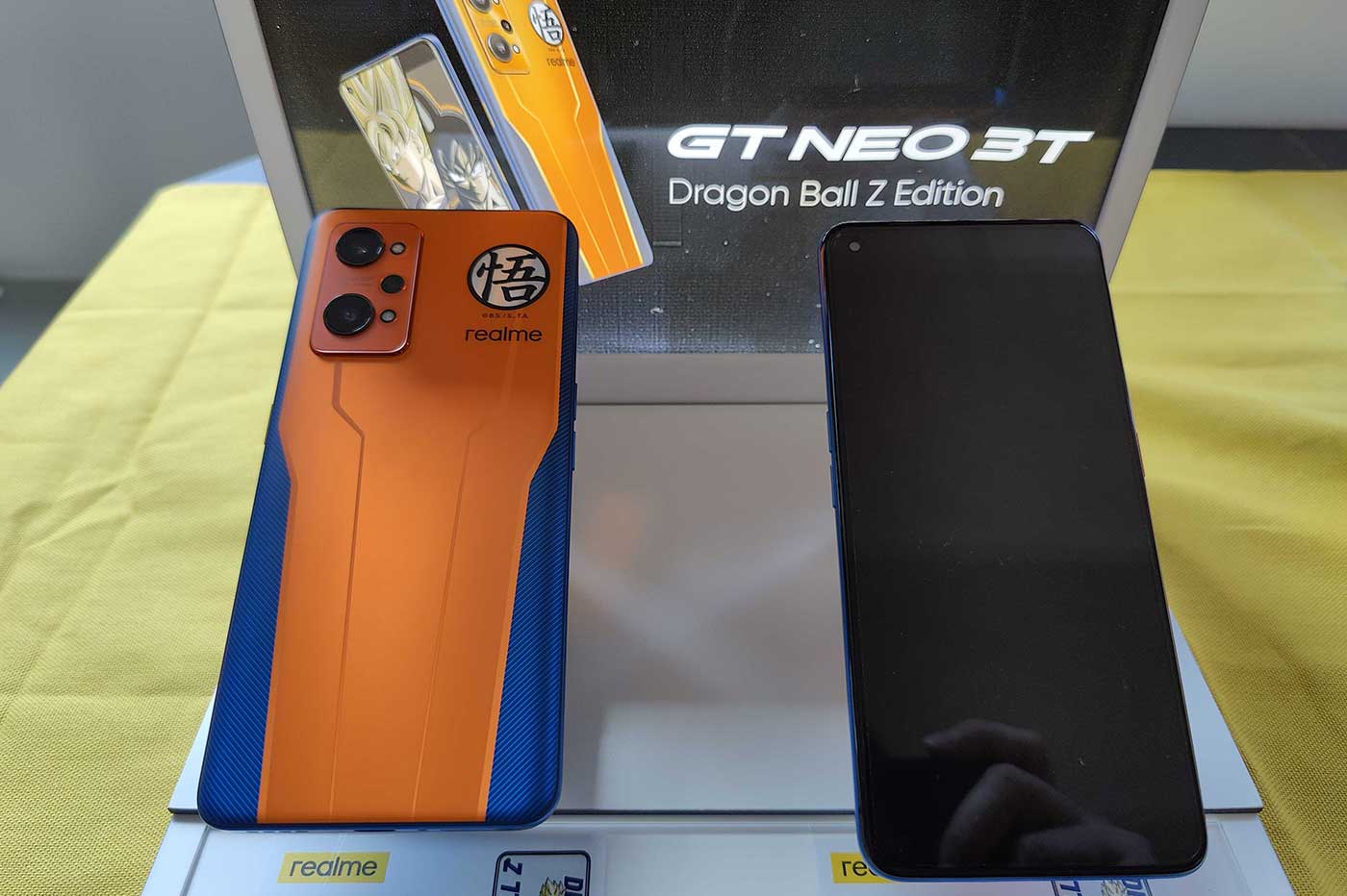 Realme GT Neo 3T et DragonBall Z Edition