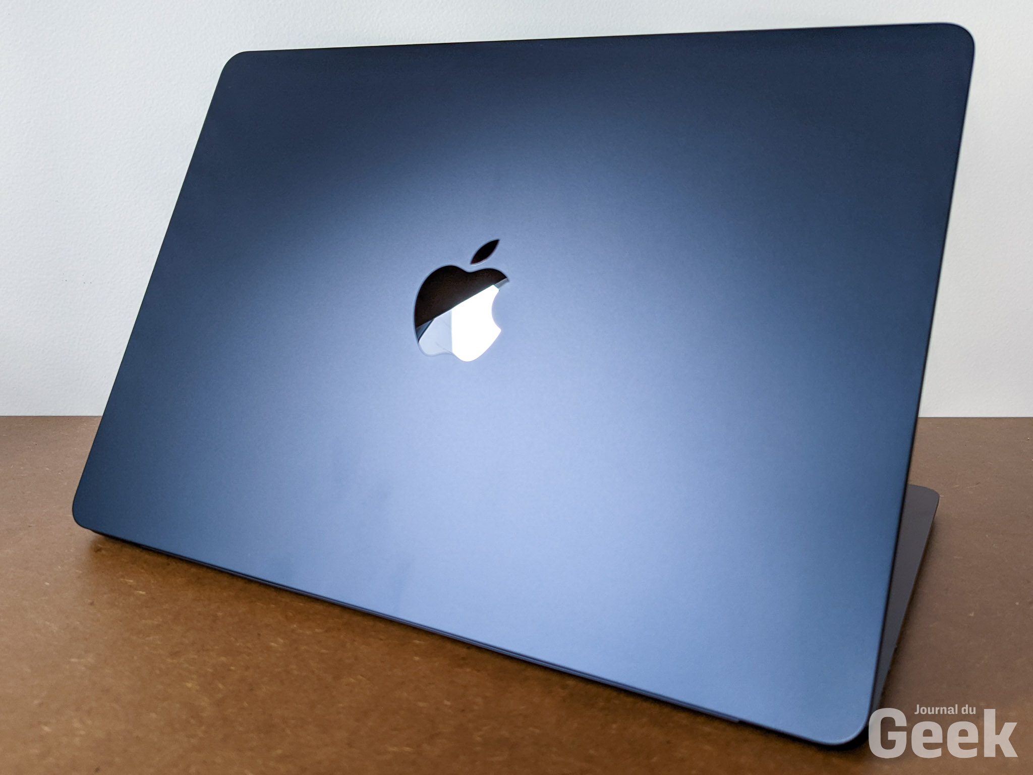 Test : 6 mois avec le MacBook Air M2 d'Apple, l'ordinateur