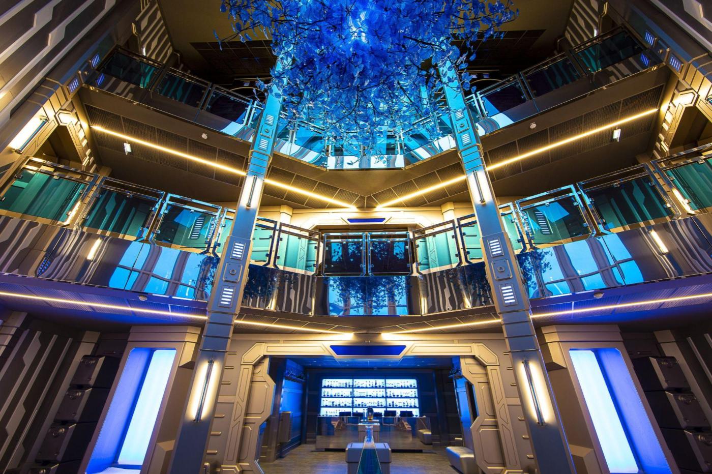 Photo du lobby d'entrée de l'hôtel Station Cosmos au Futuroscope