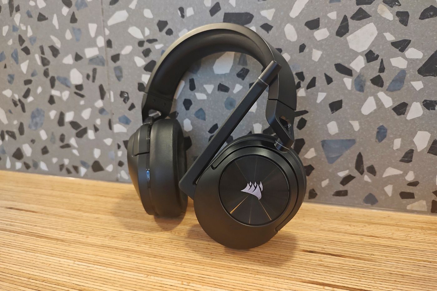 Test du Corsair HS55 Wireless Core, le casque de monsieur-tout-le-monde (en  mieux)