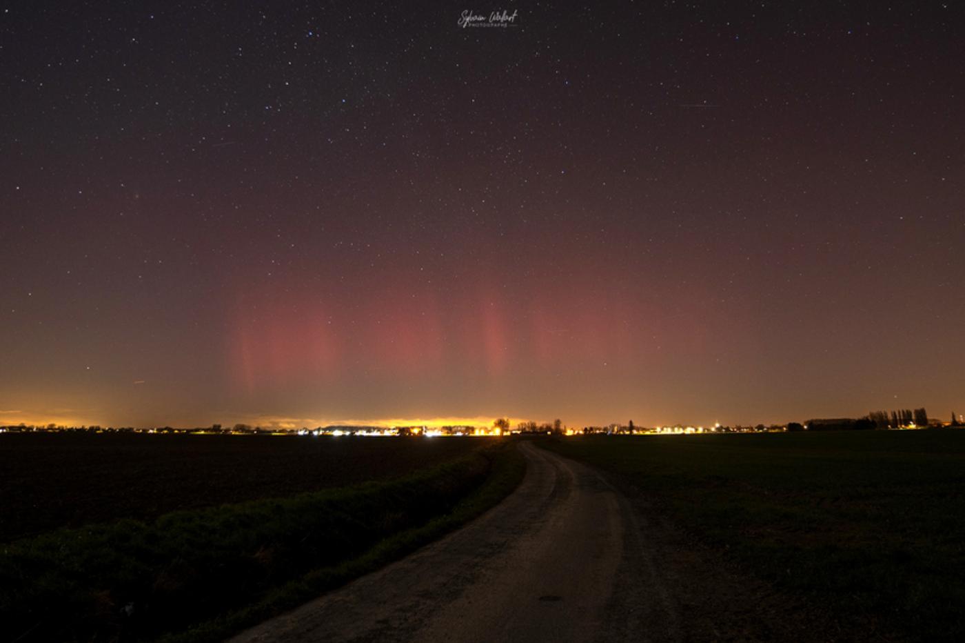 Une aurore capturée dans le nord de la france par le phoitographe Sylvain Wallart