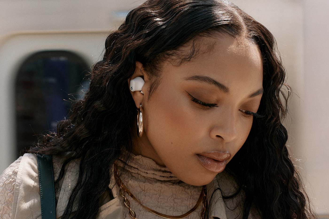 Studio Buds + : Beats s'inspire de Nothing pour ses nouveaux écouteurs