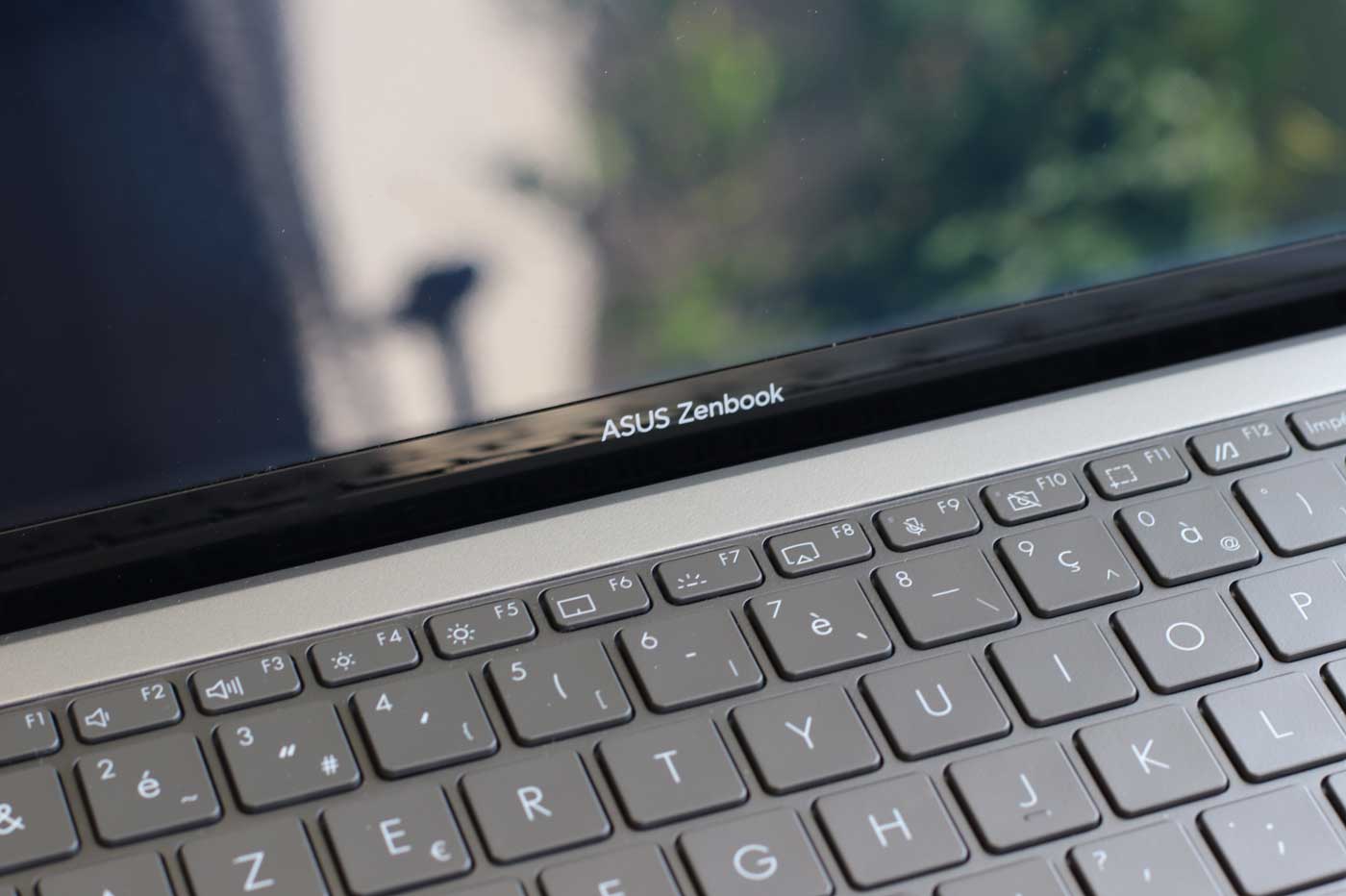 Test : L'Asus Eee Pad Transformer disponible avec dix jours d'avance