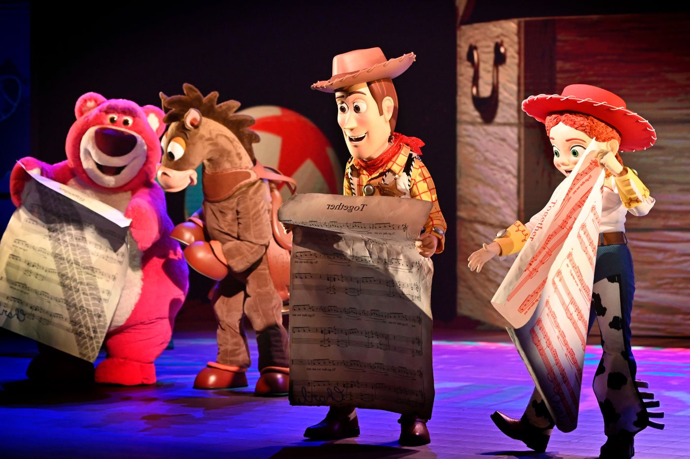 together une aventure musicale pixar disneyland paris