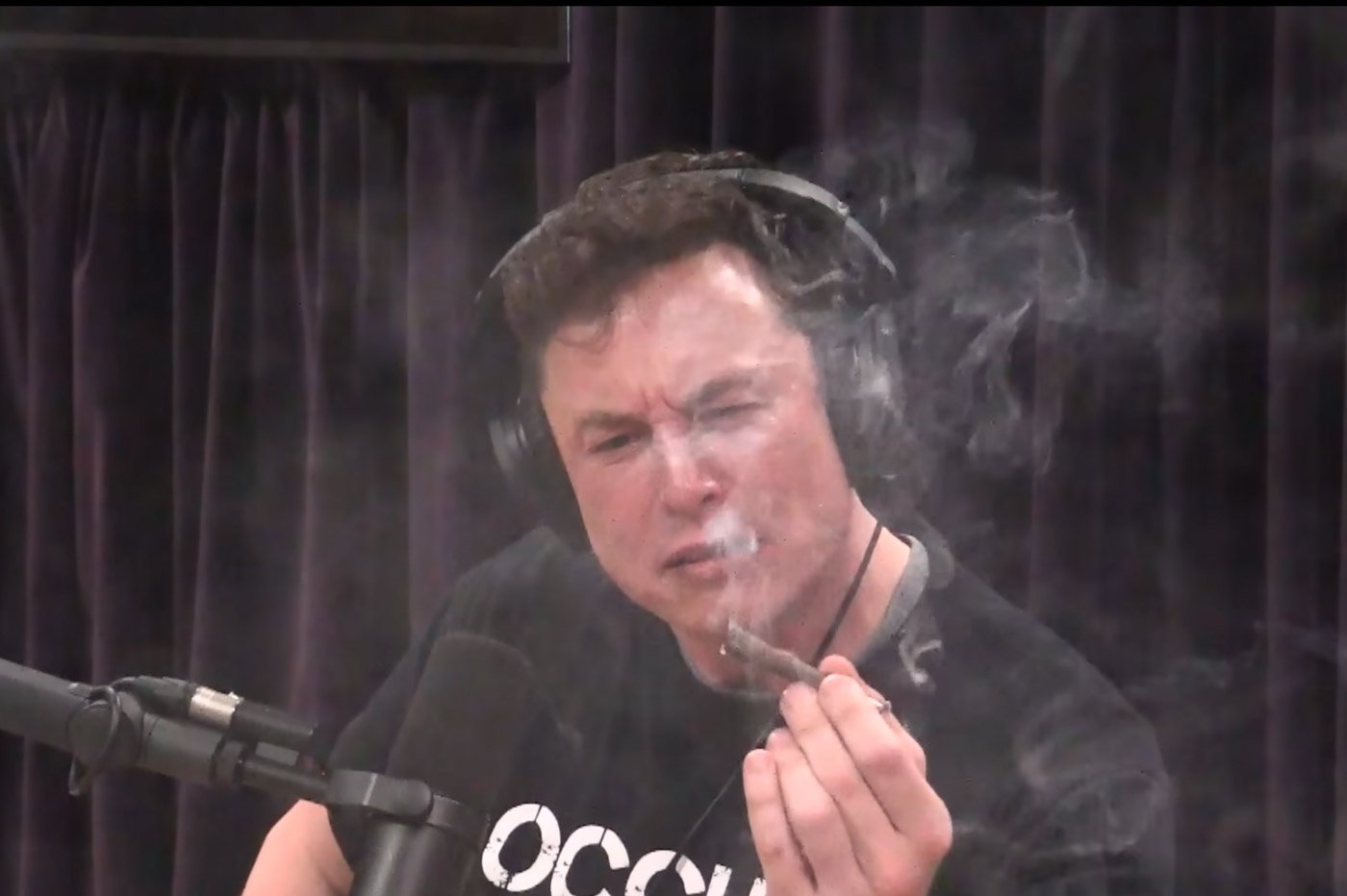Elon Musk fume