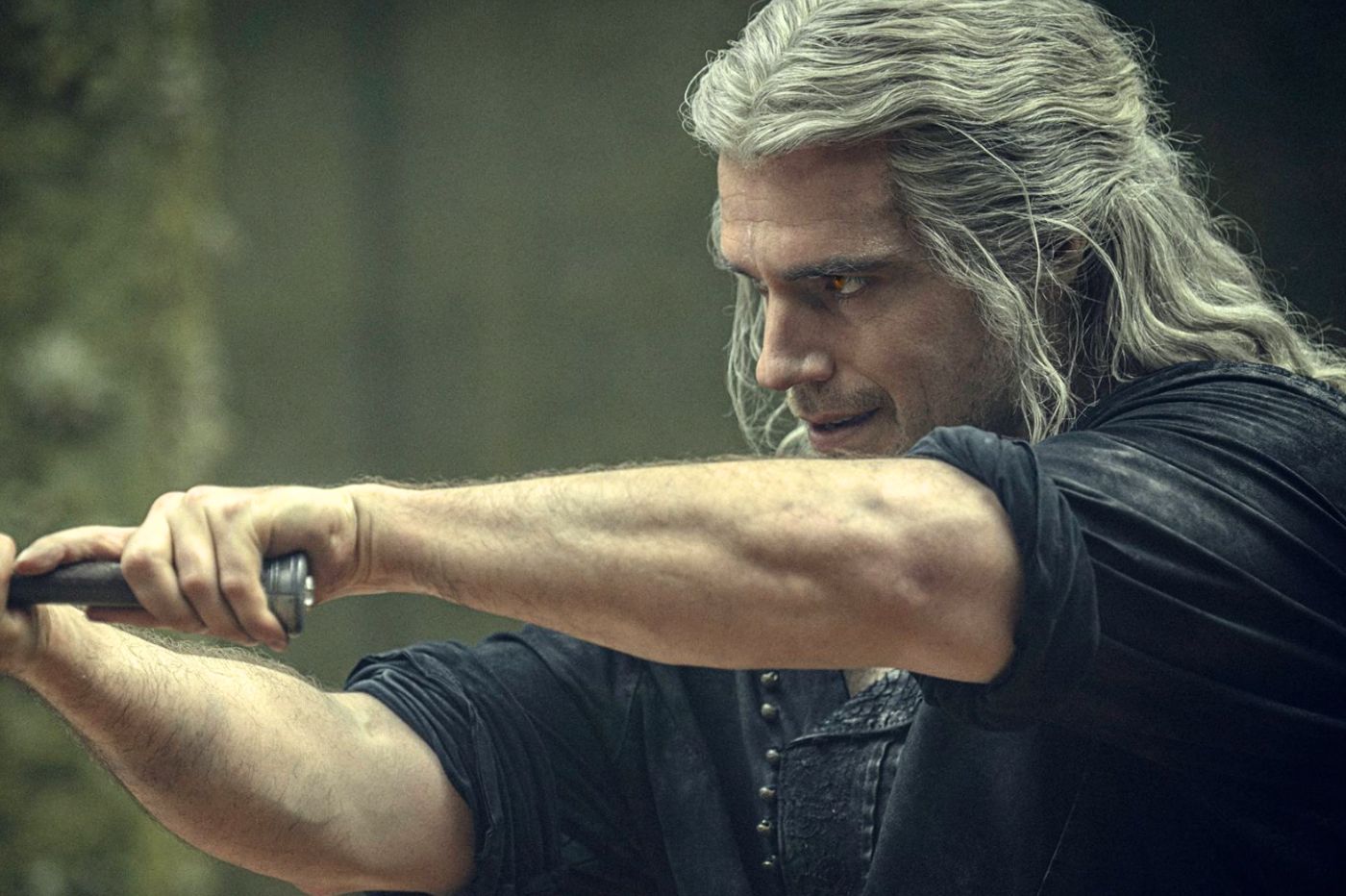 Henry Cavill dans la peau de The Witcher