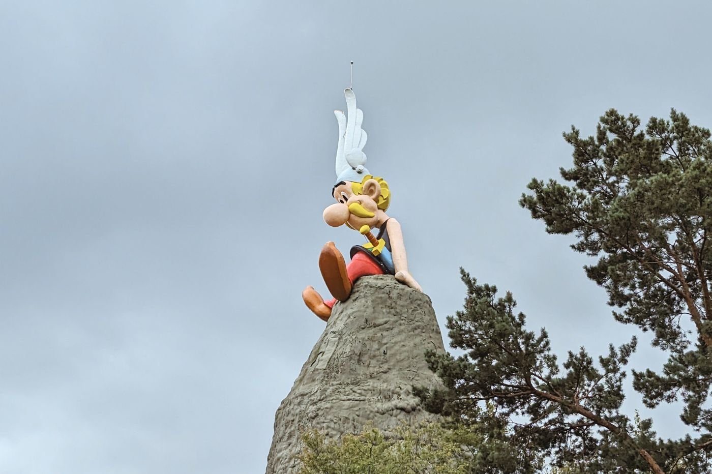 Parc Astérix montagne avec le personnage