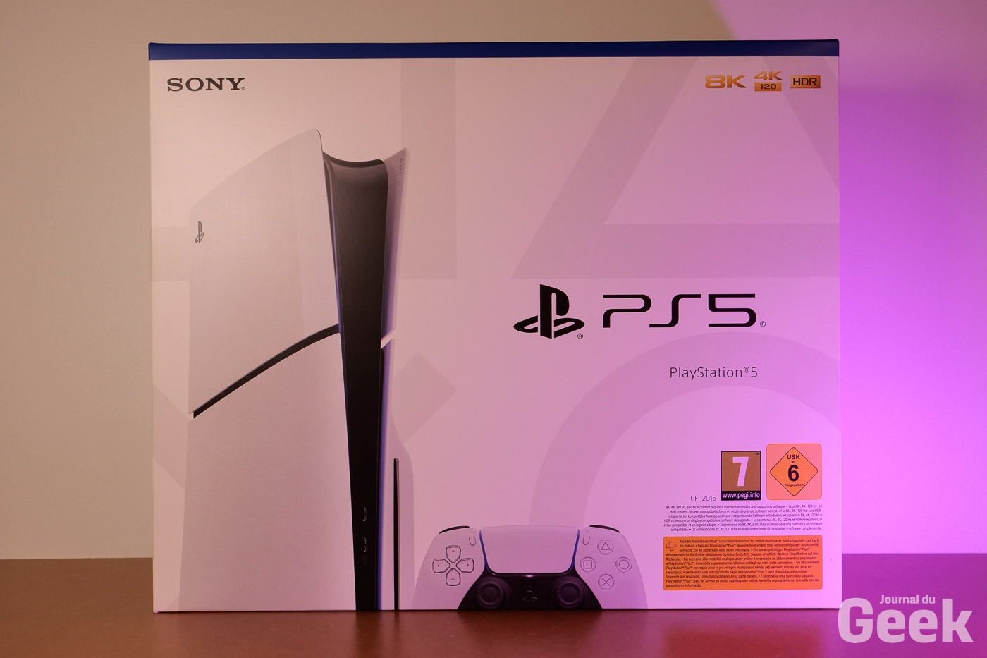 Sony lance une nouvelle PS5 plus « petite » - Numerama