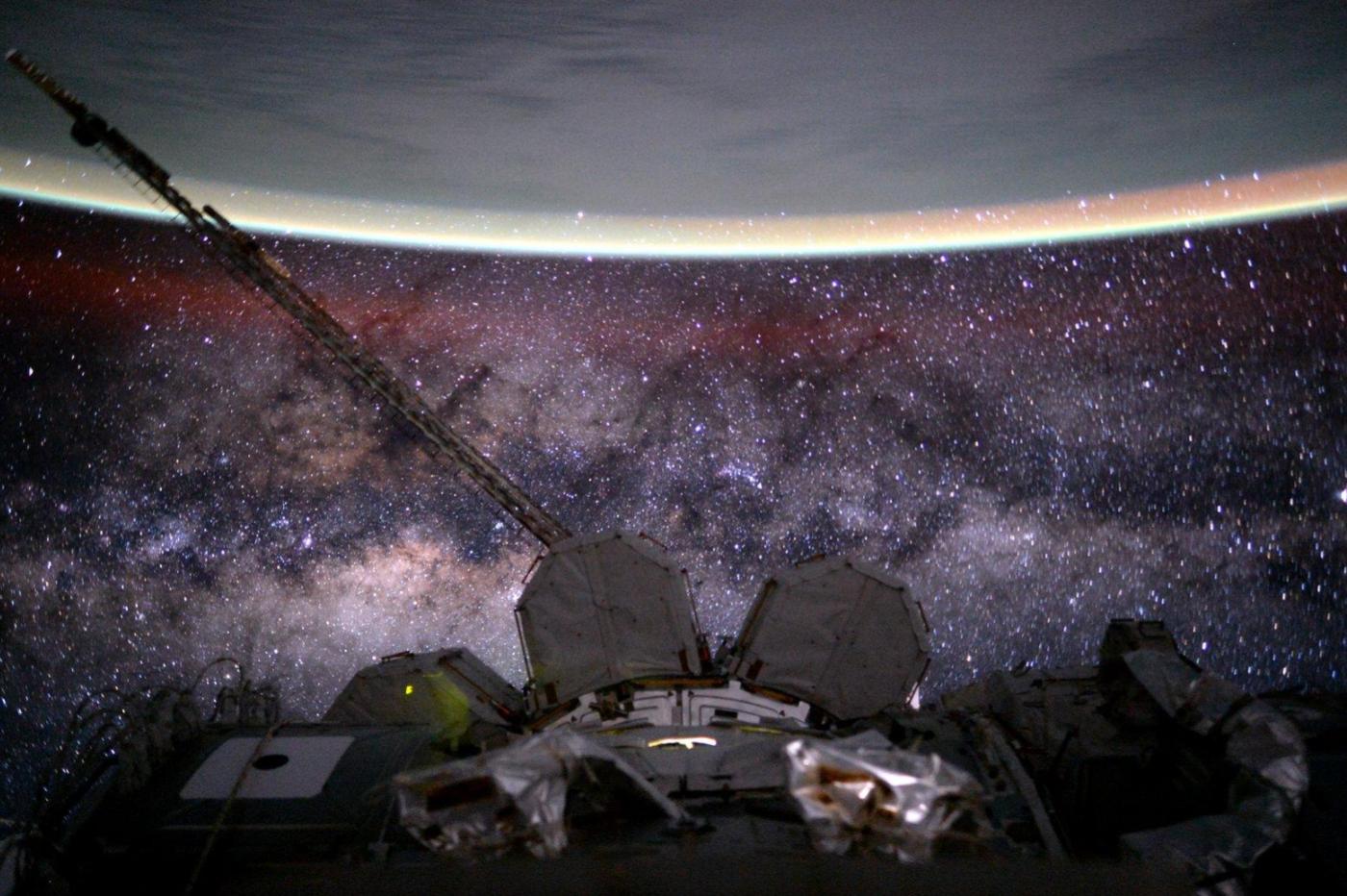 Airglow Terre Iss