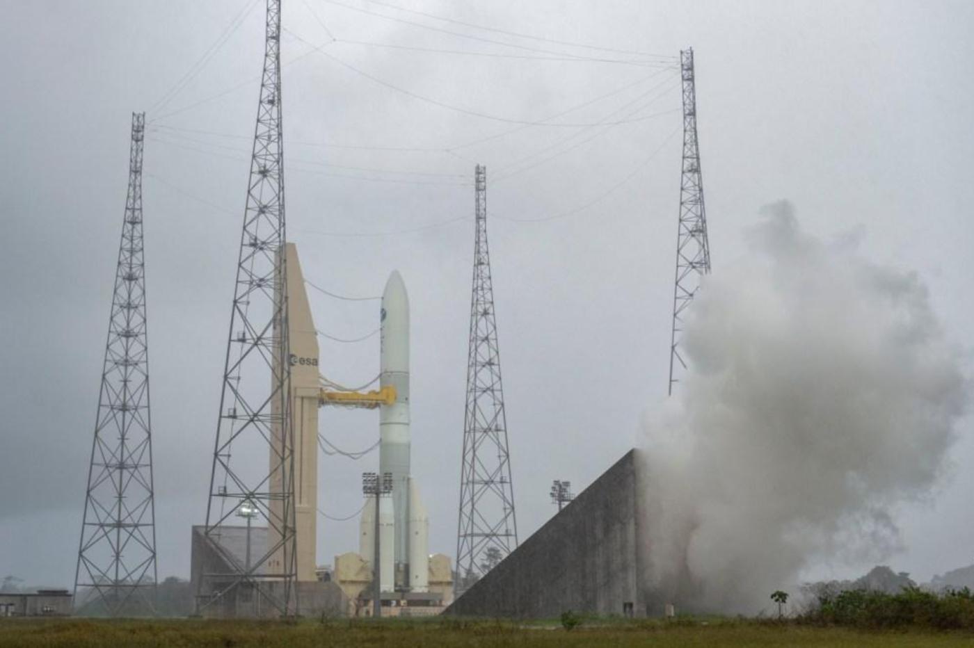 Ariane 6 pozostaje na właściwej drodze pomimo przerwania kolejnego testu