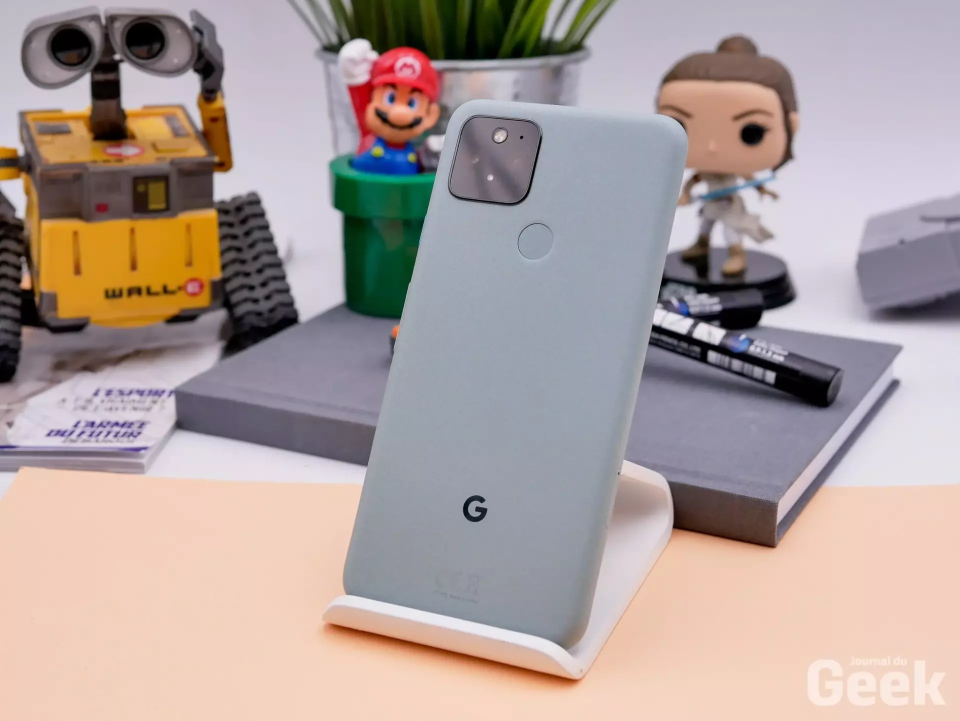 Google Pixel5 01 Live