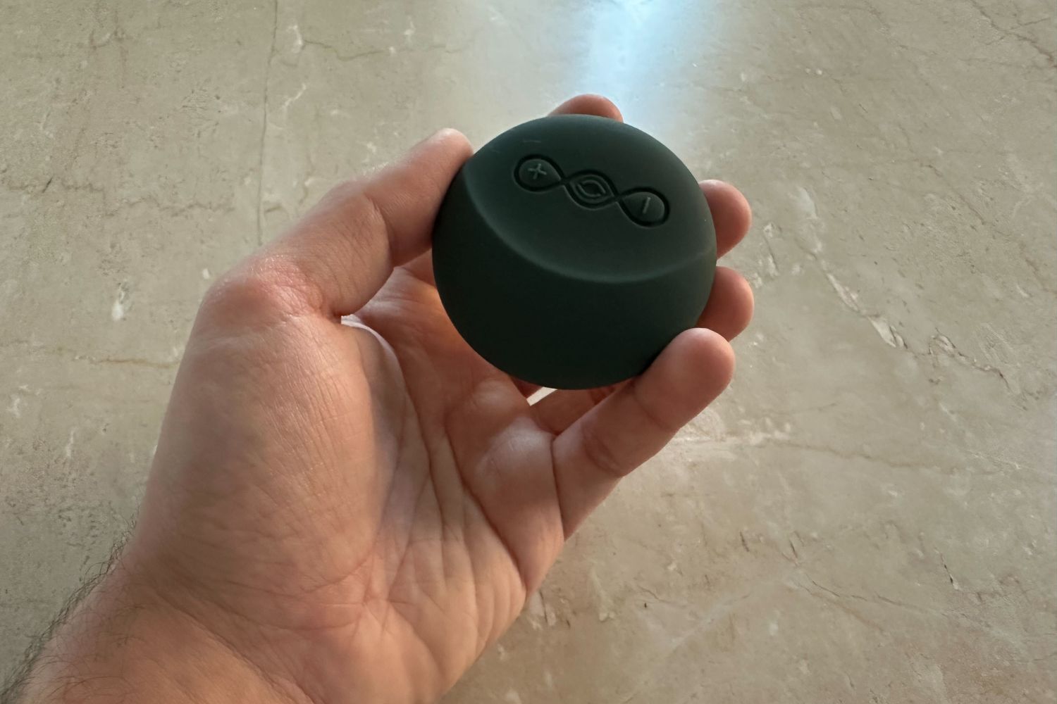 Lelo Hugo 2 Remote 3