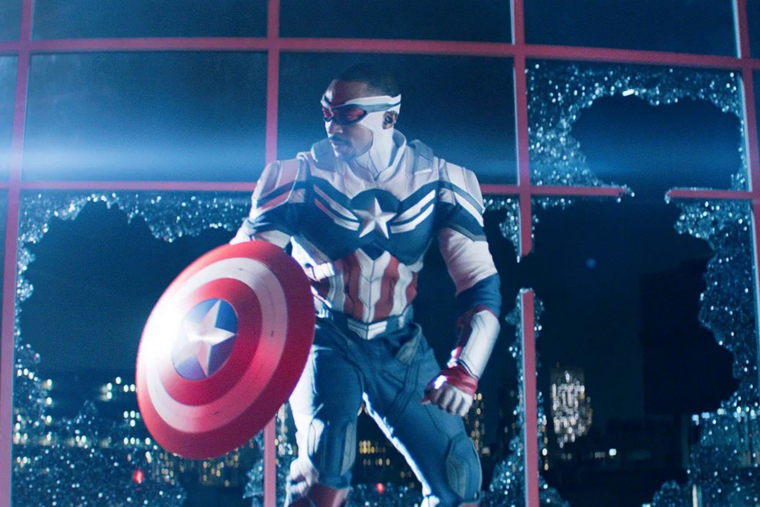 Marvel : premières images de Captain America : Brave New World et line-up corrigé des phases 5 et 6