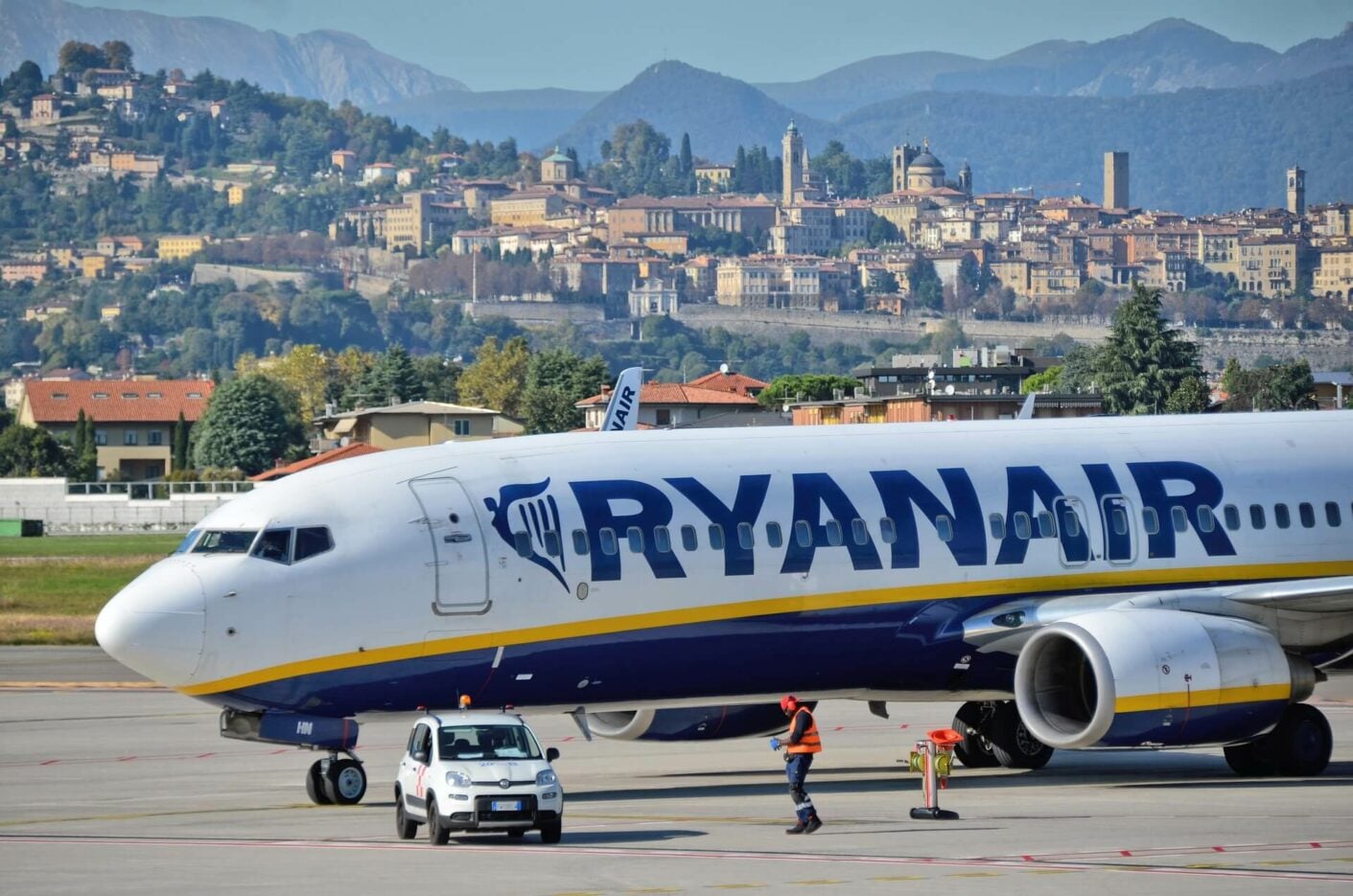 « La plus forte hausse de l’histoire » : vos billets d’avion pourraient coûter 20 % plus cher en 2027