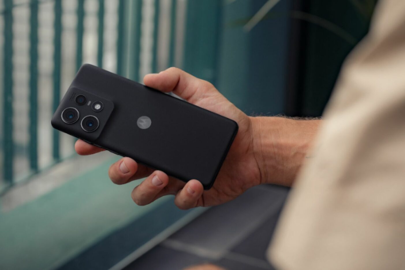 Motorola Edge 50 Pro Noir 1