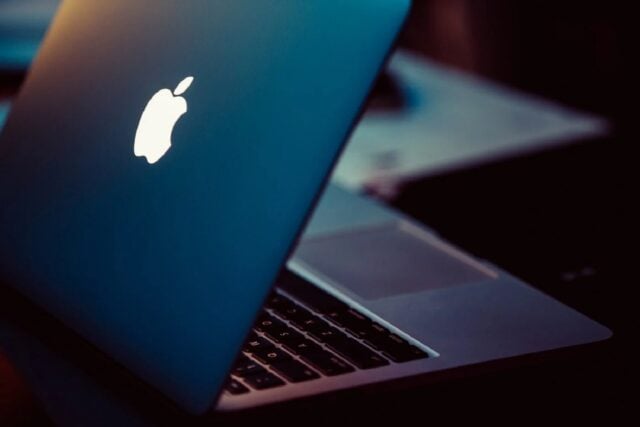 Macbook