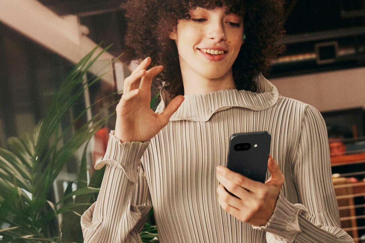 Google Pixel 9a 3