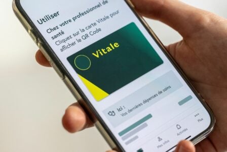 Carte Vitale Numérique Smartphone