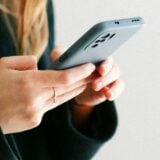 Utilisatrice Smartphone Mobile