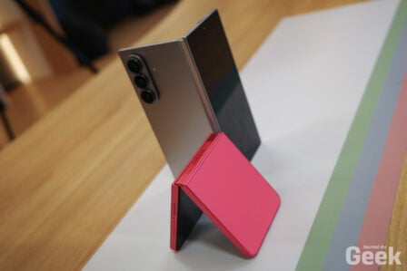 Samsung Galaxy Z 7 Series 02