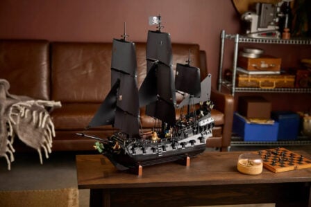 LEGO Black Pearl