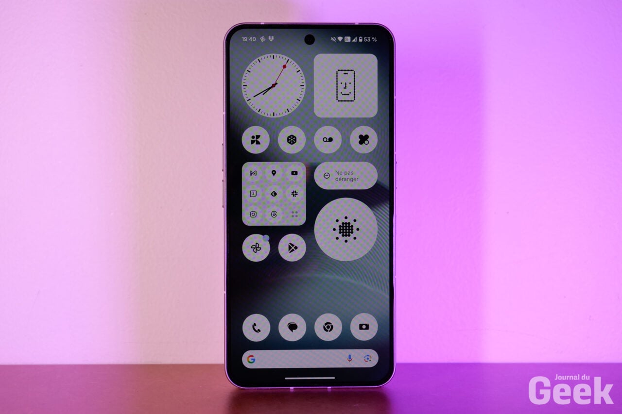 Nothing Phone (3) 09