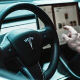 Tesla (2)