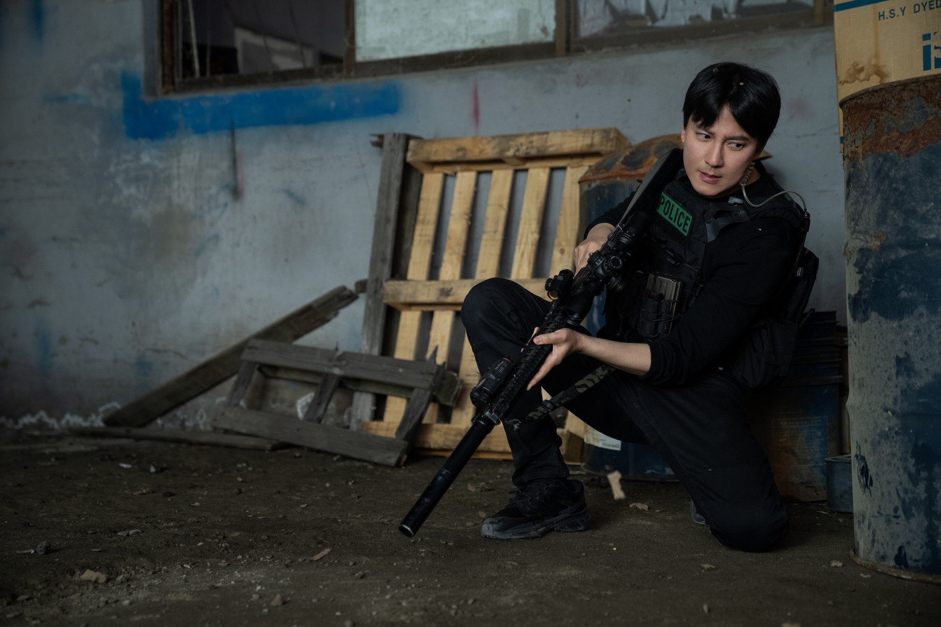 Gros flingues et société qui s'effondre... Ce thriller du Top 10 Netflix est une série coup de cœur&nbsp;!