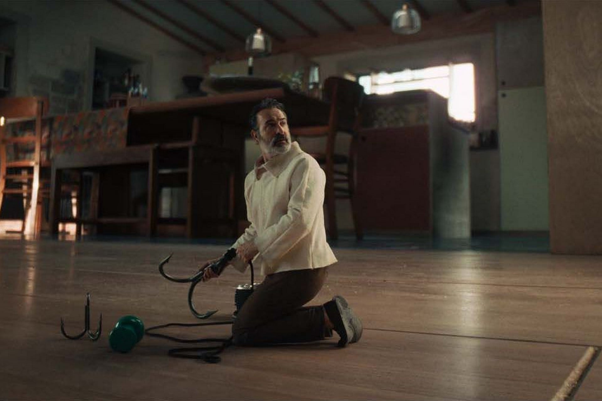 Critique L'Homme qui rétrécit&nbsp;: un Jean Dujardin à la hauteur&nbsp;?