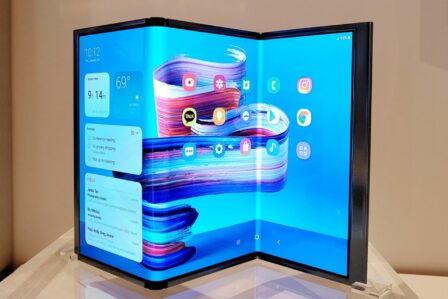 Galaxy Z Trifold