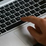 Mains Ordinateurs Mac