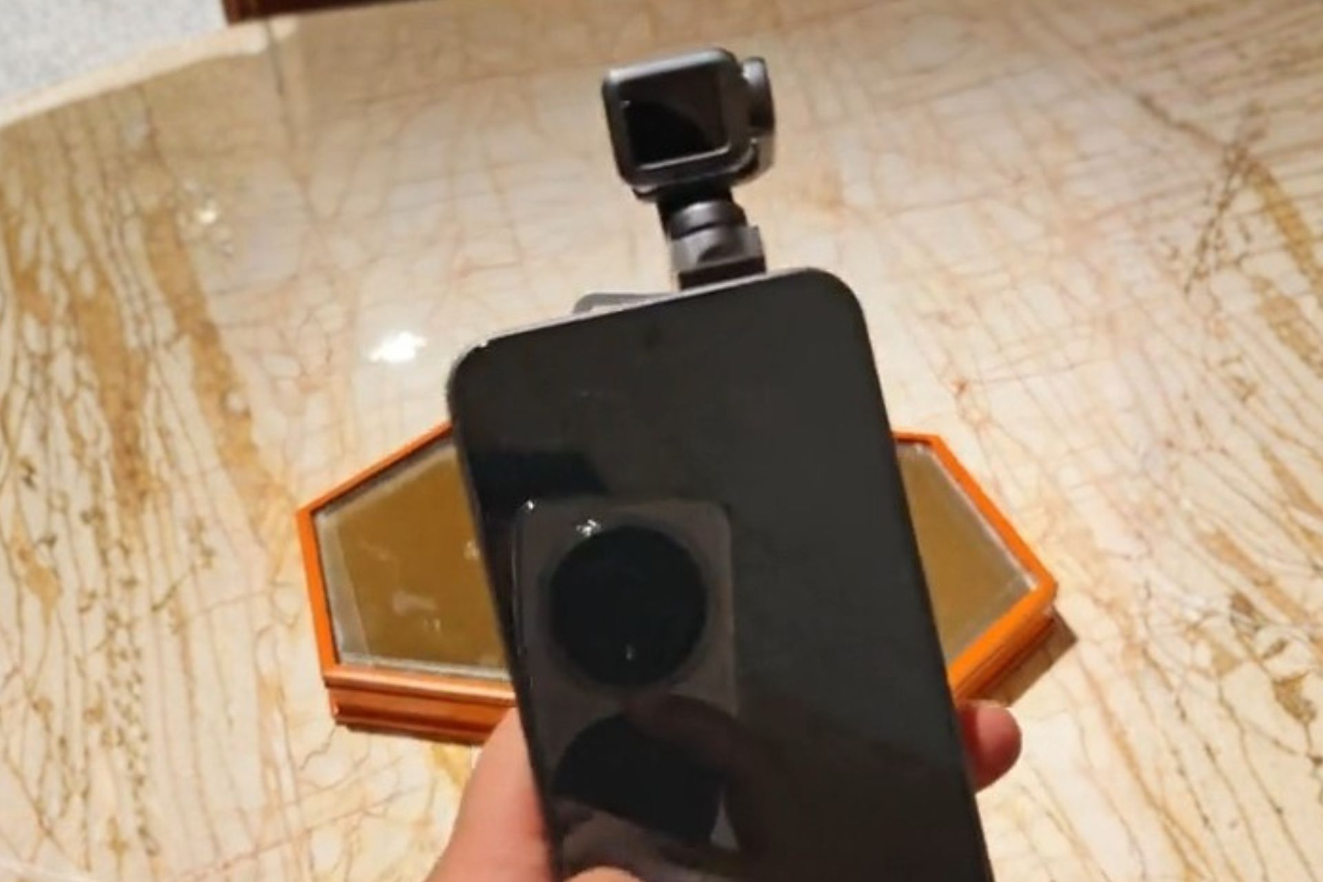 Honor Robot Phone (2)