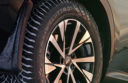 Nokian Hakkapeliitta 01