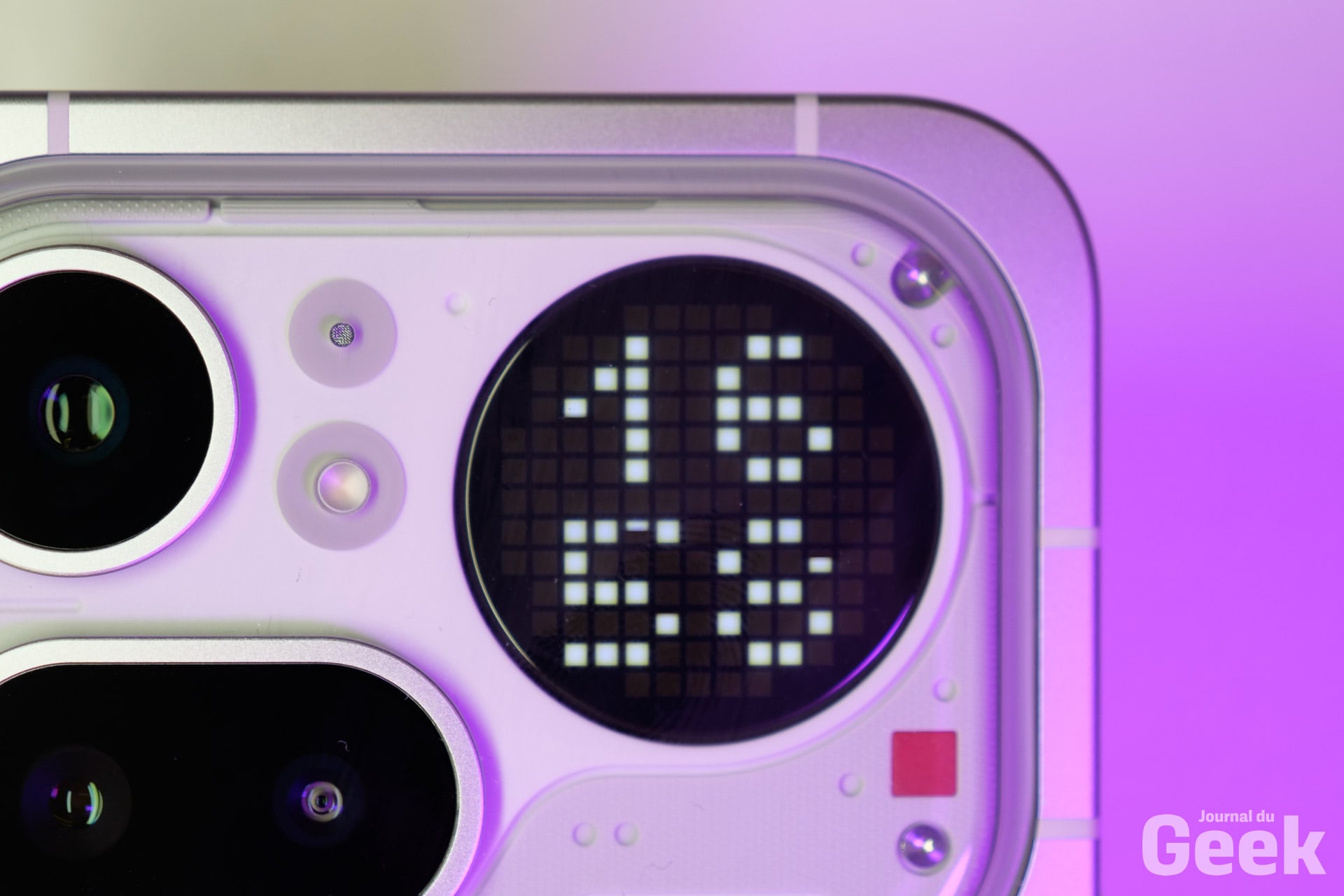 Nothing Phone (4a) Pro 05