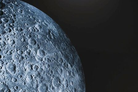 Surface Lune