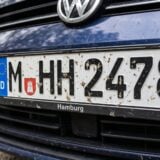 Le MNHN lance Bugs Matter en France : photographiez votre plaque avant et après un trajet pour aider à mesurer le déclin des insectes. App gratuite, ouvert à tous.