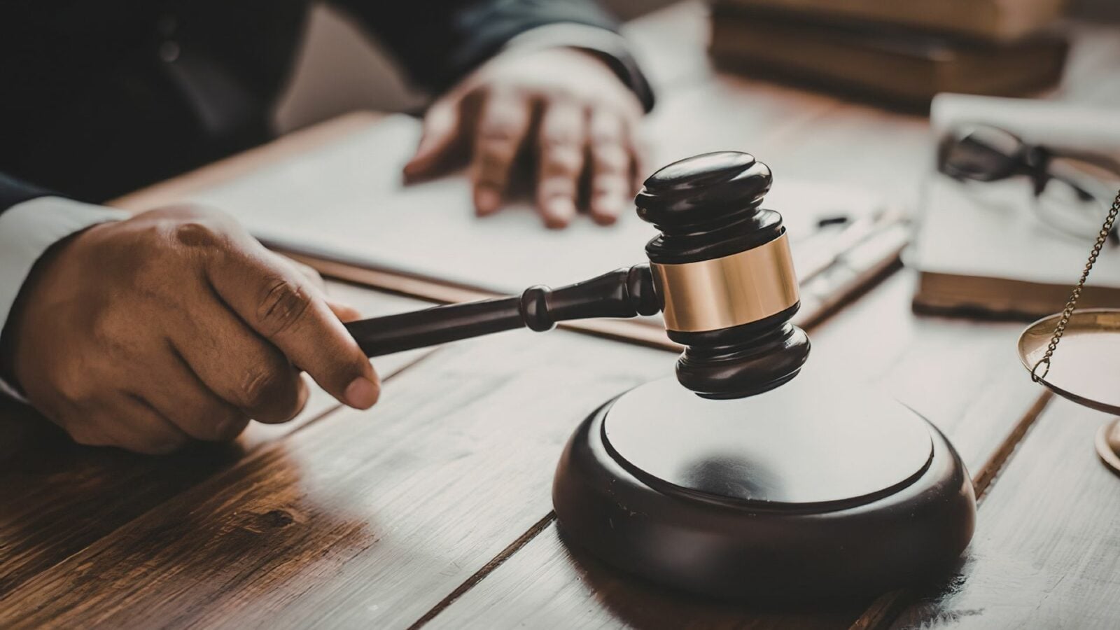 IPTV : un an de sursis et une lourde amende pour ces deux français